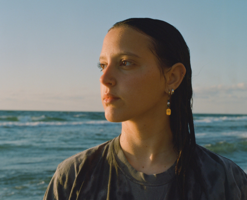 Tchetchik Facing the Sea, Yuval